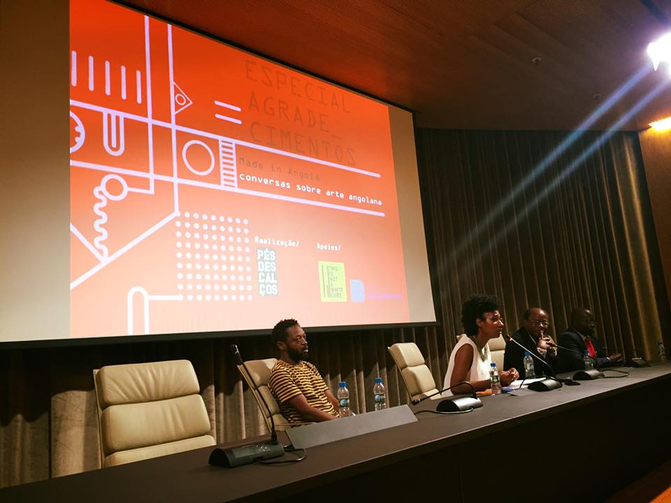 No auditório da Galeria do Banco Económico foi realizada uma mesa redonda com o Historiador, Curador e Crítico de Arte Adriano Mixinge, que teve como ponto de partida a sua obra, onde falou-se sobre as  artes visuais em Angola, o seu percurso, novas influências, questões e perspectivas para o futuro.
